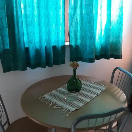 Apartment - Nena *