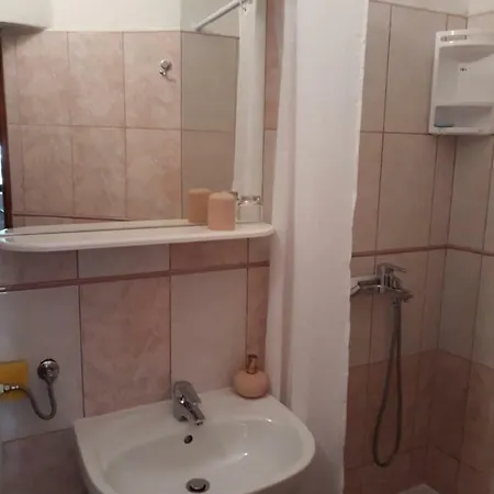 - Nena Apartment Bozava